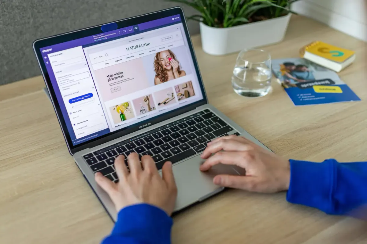 Selling online side hustle