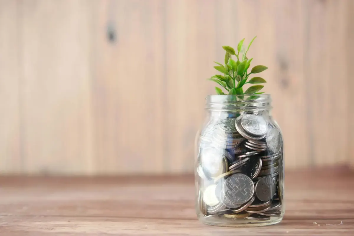 Saving jar